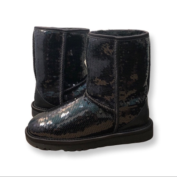 New Womens UGG sequin sparkle black boots Sz 5 winter ankle boots 👢sheepskin - Picture 5 of 8